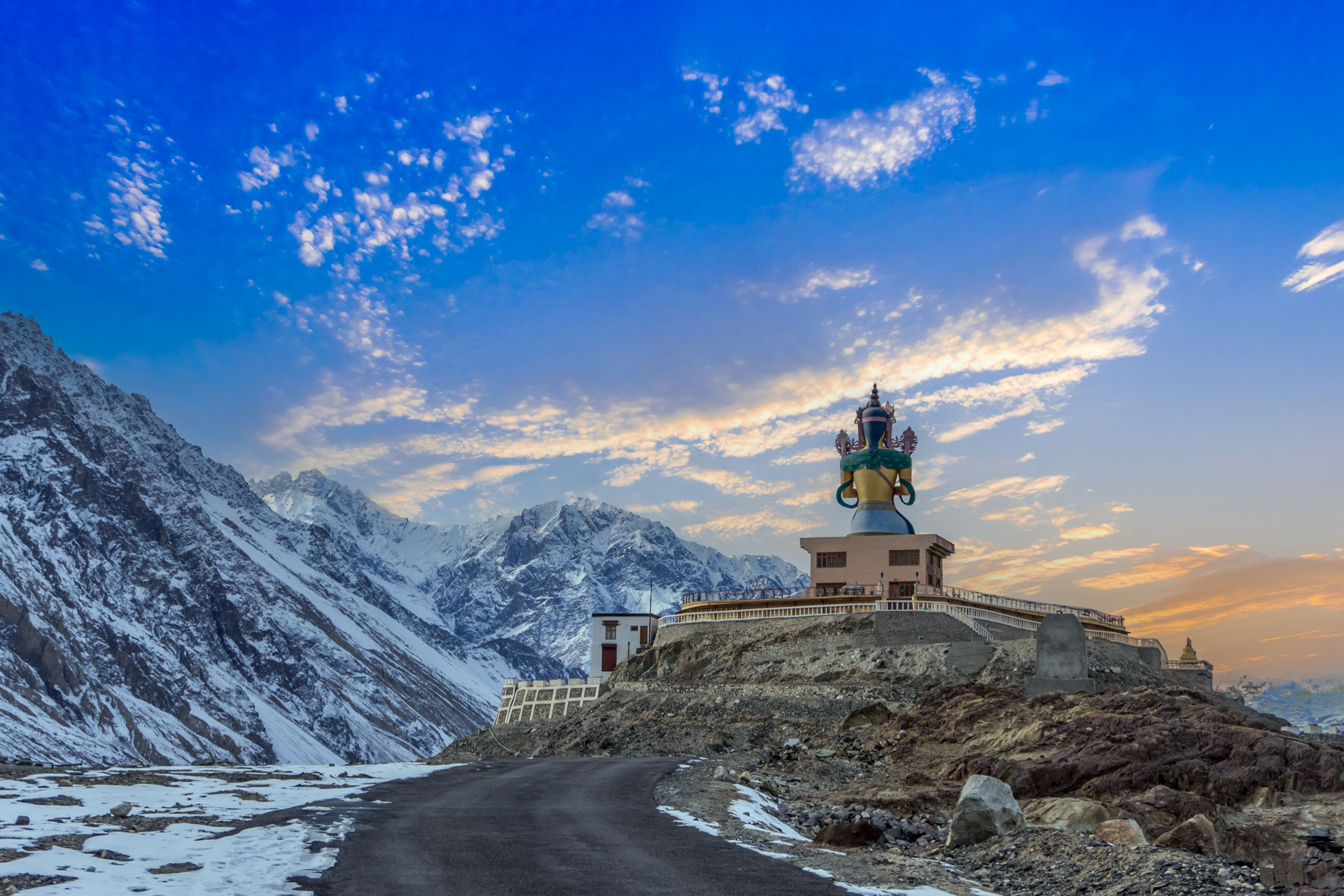 Day 3: Leh to Nubra Valley